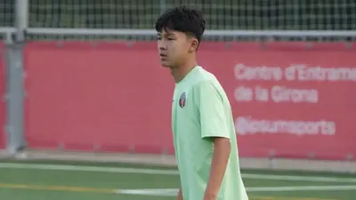 15-летний казахстанский нападающий Карим Мендиканов , фото - Новости Zakon.kz от 02.04.2026 07:20