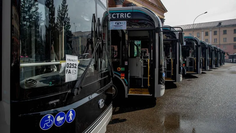 Экология и комфорт: как новые автобусы меняют транспортную систему Усть-Каменогорска