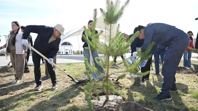 "Таза Қазақстан": в рамках общеобластного субботника в Жетысу посадили свыше 8 тысяч деревьев