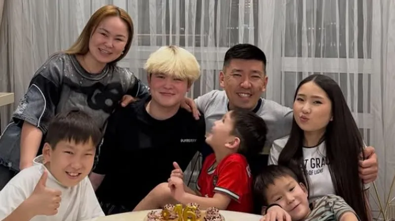 Этого так и не случилось: Мейржан Туребаев о детстве и родителях