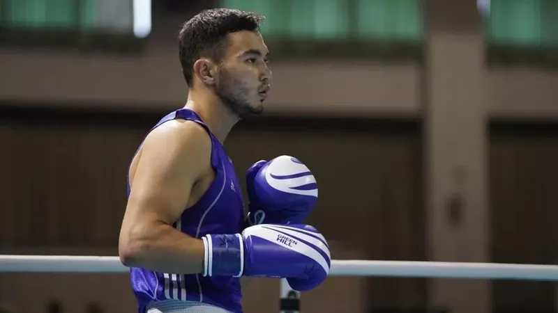 Жакпеков не удержал преимущество и выбыл с ЧА в Монголии