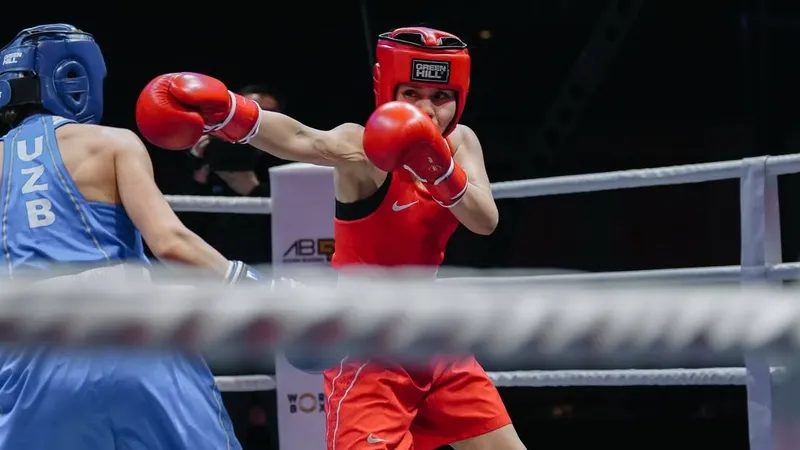 Сборная Казахстана по боксу завоевала первую путевку в финал ЧА-2026