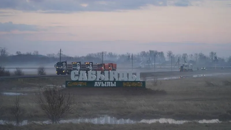 Прорыв плотины в Акмолинской области: что известно к этому часу, фото с места