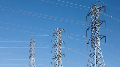 Поджоги электросетей во Франции нарушили подачу электроэнергии, фото - Новости Zakon.kz от 07.04.2026 20:34