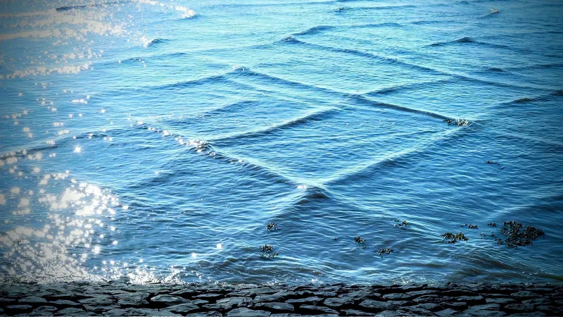 На знаменитом озере зафиксировали редкие и очень опасные квадратные волны