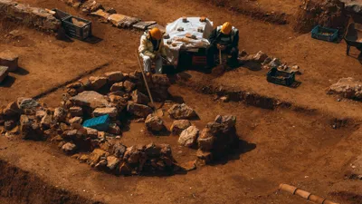 Рабочие, раскопки, руины, фото - Новости Zakon.kz от 07.04.2026 06:40