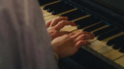 руки, пианино, музыкант, фото - Новости Zakon.kz от 07.04.2026 15:49