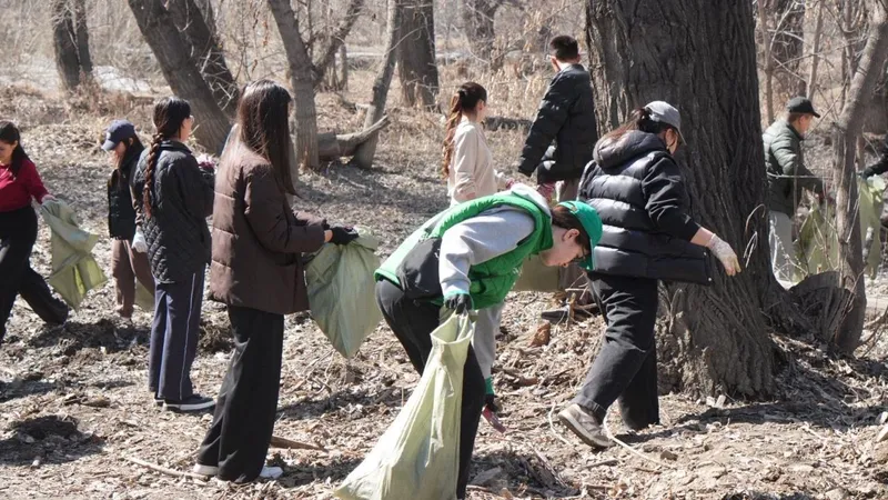 Молодежь Семея показала пример заботы о природе