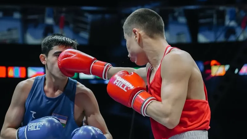 Казахстанец Оразбек Асылкулов вырвал "золото" ЧА-2026 по боксу