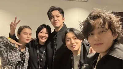 всемирно известный казахстанский исполнитель Димаш Кудайберген, сестренка, братишка, фанаты, фото - Новости Zakon.kz от 10.04.2026 15:12