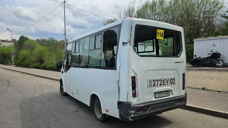 ДТП с автобусом и фурами произошло в Алматы