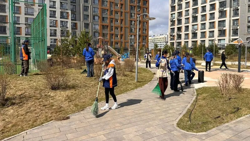 "Таза Казахстан": порядка 7 тыс. столичных строителей присоединились к экологической акции