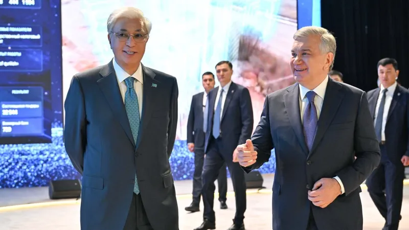 Президенты Казахстана и Узбекистана посетили хакатон по искусственному интеллекту