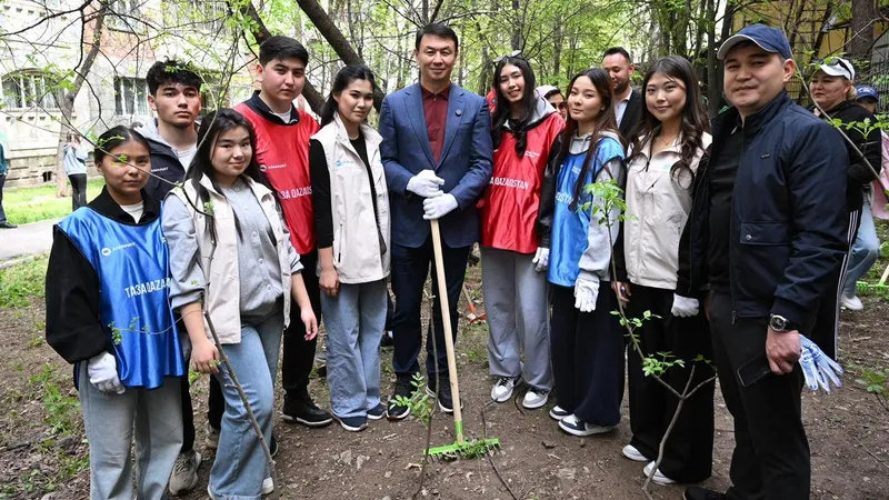 Более 36 тыс. алматинцев приняли участие в экологической акции "Мөлдір бұлақ"