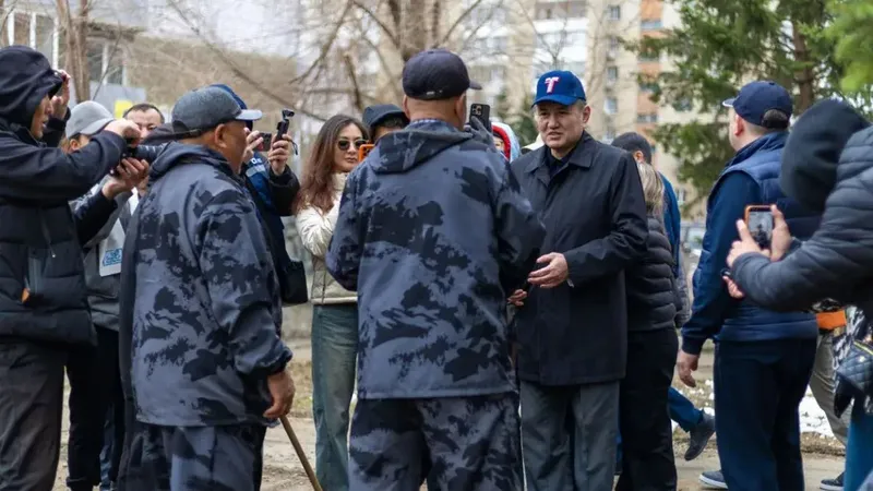 "Таза Қазақстан": в Усть-Каменогорске субботники стали системной работой