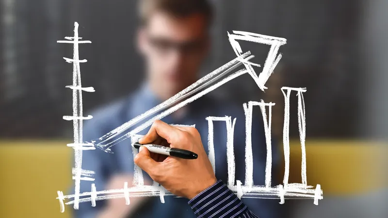 Звезды сошлись: три знака зодиака получат новую перспективную работу в апреле