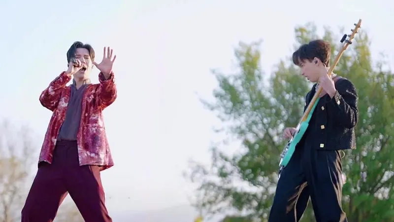 Историческая мировая премьера: Димаш Кудайберген с братом улетел в Будапешт