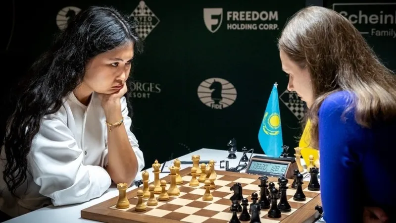 Асаубаева вернула лидерство перед последним раундом на Турнире претенденток