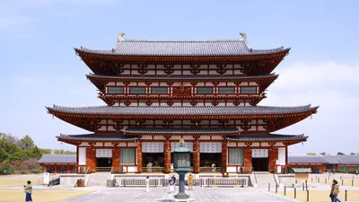 Полиция расследует появление пятен на памятнике в храме Якусидзи, фото - Новости Zakon.kz от 15.04.2026 18:43