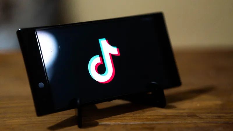 Задержан казахстанский блогер после эфиров в TikTok