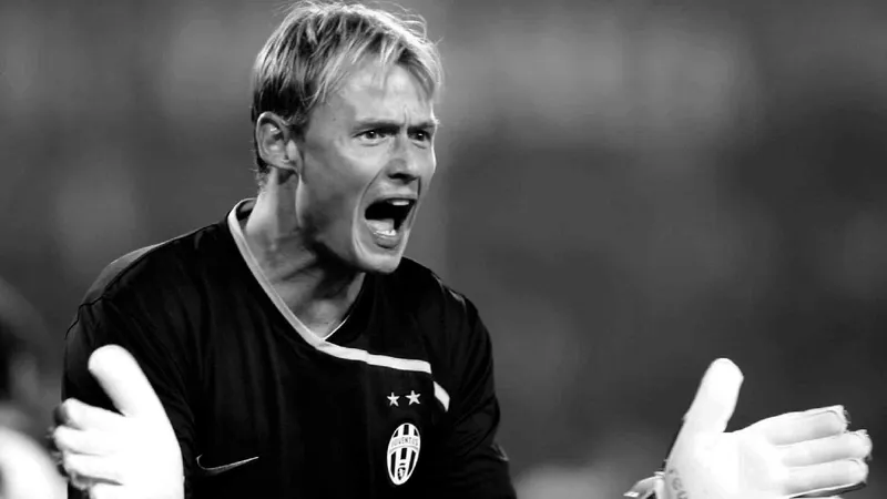 Экс‑вратарь "Арсенала" и "Ювентуса" погиб в страшном ДТП