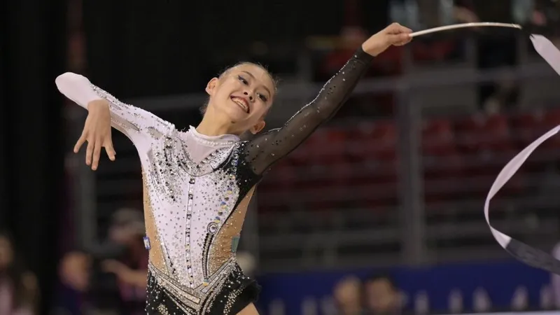 Казахстанка пробилась в два финала этапа Кубка мира по художественной гимнастике в Баку