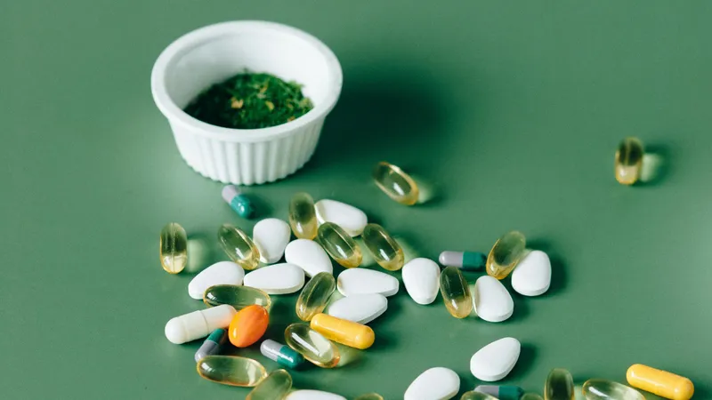 Почему важно не путать БАДы и пищевые добавки