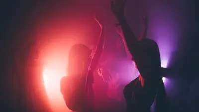 клубы, фото - Новости Zakon.kz от 20.04.2026 19:50