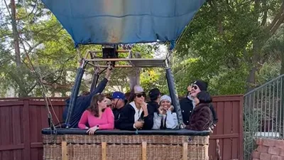 Прогулка на воздушном шаре, фото - Новости Zakon.kz от 21.04.2026 07:25