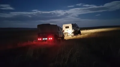 Автомобиль увяз в грязи в СКО, фото - Новости Zakon.kz от 05.04.2026 10:35