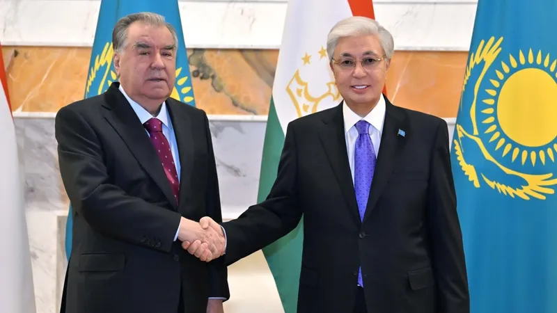 Токаев встретился с президентом Таджикистана