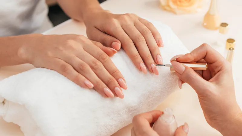 Секрет ухоженных ногтей: минимальный уход и максимальный эффект