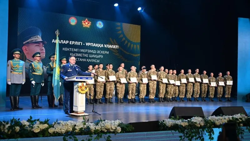 Свыше тысячи казахстанцев получили грант на обучение в вузе по программе "Срочники 2.0"