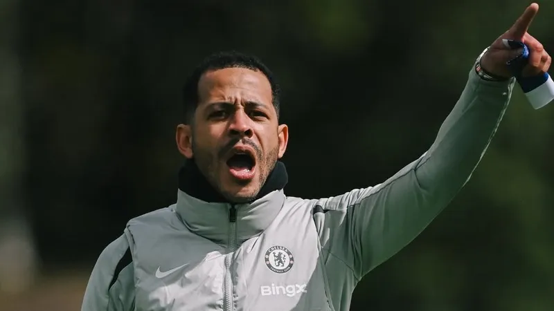 Лиэм Росеньор отправлен в отставку после 100 дней работы в "Челси"