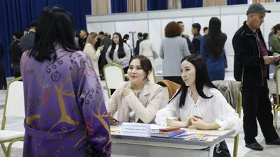 ярмарка вакансий, работа, Шымкент, фото - Новости Zakon.kz от 23.04.2026 16:30