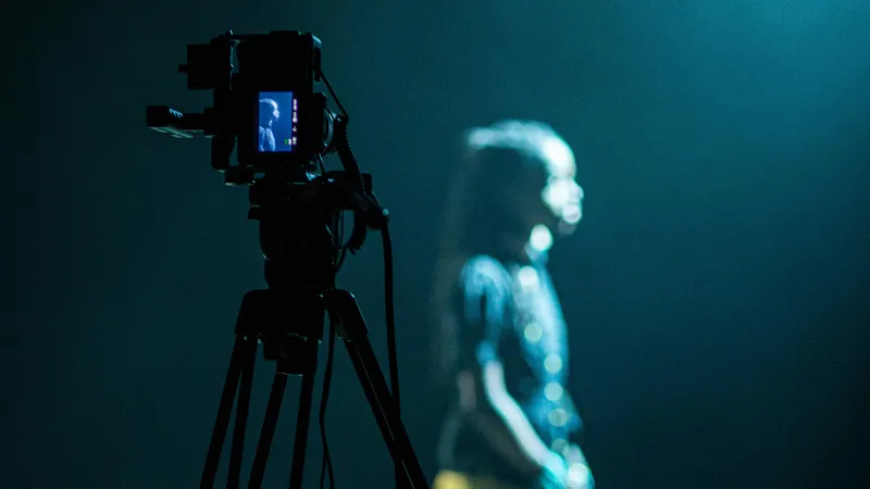 В Алматы продолжается скандал вокруг киностудии: ее клиенты требуют наказать актеров