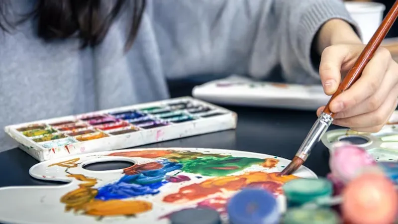 Простой способ снизить тревогу без лекарств назвал эксперт