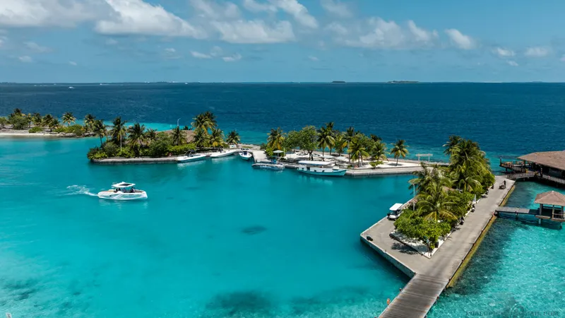 Мальдивам вынесли приговор: тревожный прогноз из-за разрушения крупнейшего айсберга