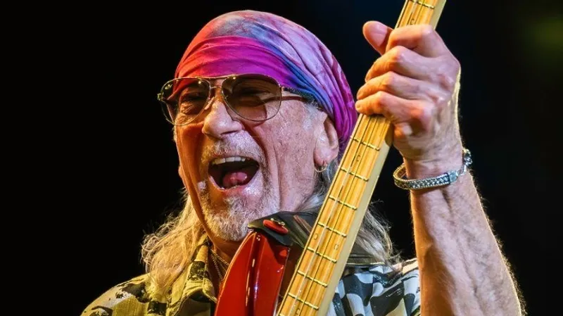 Энергия музыкантов Deep Purple обескуражила казахстанцев