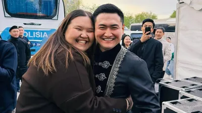 фанатка, Торегали, певец, фото - Новости Zakon.kz от 24.04.2026 13:58