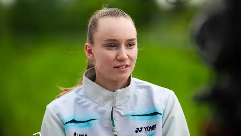 Рыбакина сравнила с выживанием свой матч с румынкой