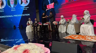 книга, рекорды, казахстанцы, награждение, фото - Новости Zakon.kz от 25.04.2026 14:47