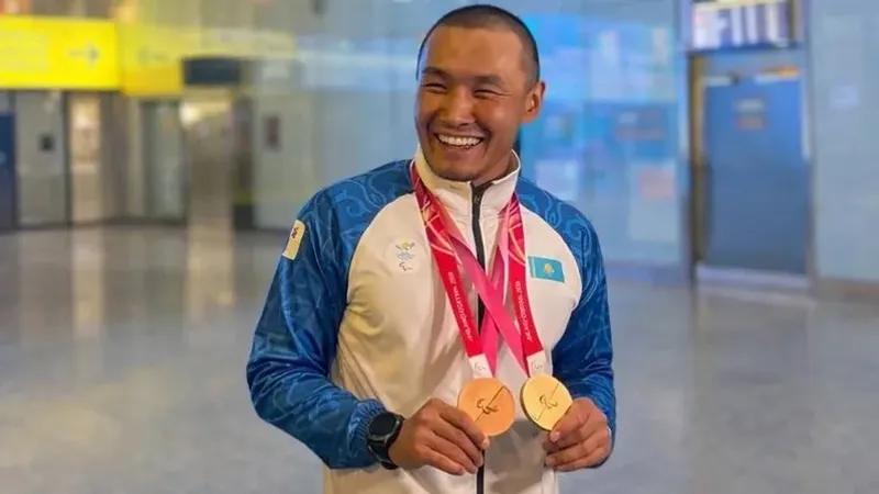 Ербол Хамитов неожиданно вызвал на бой непобежденного бойца ММА из Кыргызстана