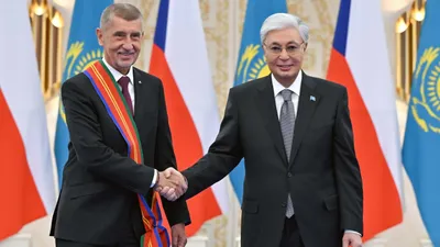 Токаев, премьер Чехии, награждение