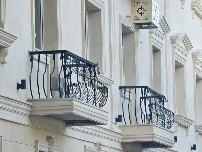 В Алматы приводят в порядок фасады жилых домов, фото - Новости Zakon.kz от 30.04.2026 14:49