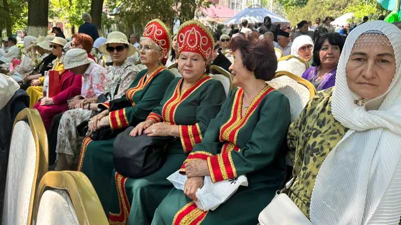 1 мая, артисты, День единства, Шымкент, фото - Новости Zakon.kz от 01.05.2026 14:57