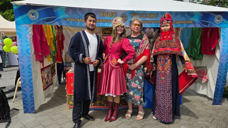 День единства народа Казахстана, Алматы, площадь Абая, фото - Новости Zakon.kz от 01.05.2026 13:29