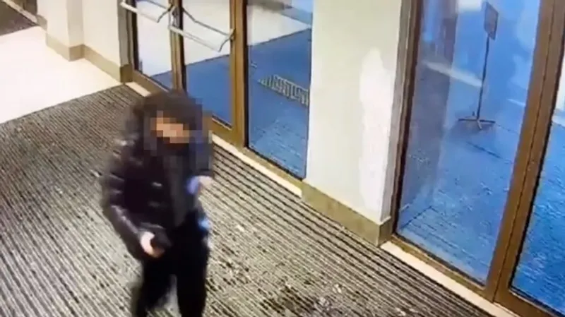 В одной из мечетей Астаны раскрыта кража дорогой брендовой куртки, фото - Новости Zakon.kz от 05.05.2026 18:47