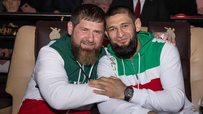 UFC Бой Секундант, фото - Новости Zakon.kz от 06.05.2026 15:09