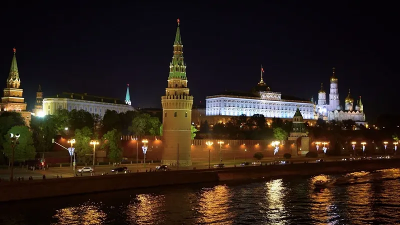 Токаев прилетел с рабочим визитом в Москву, фото - Новости Zakon.kz от 08.05.2026 22:34